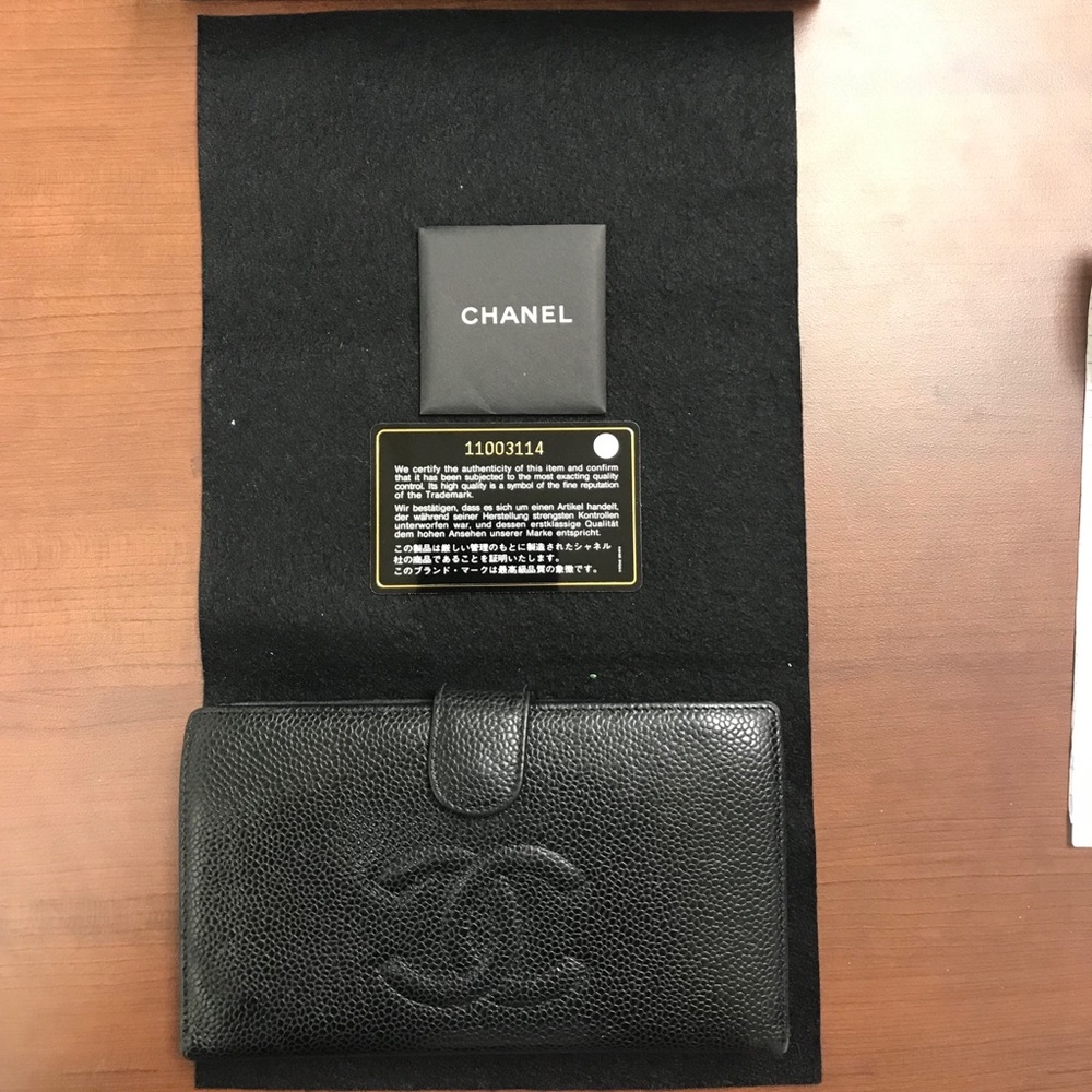 Authentic Chanel Caviar Wallet